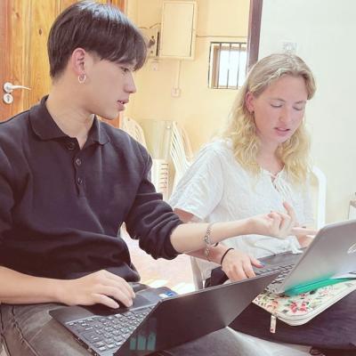 タンザニアでリサーチを行うマイクロファイナンスインターン